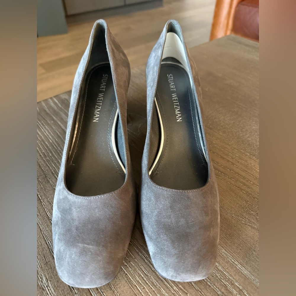 Stuart Weitzman suede block-heel pumps in beautiful taupe/gray. 9M